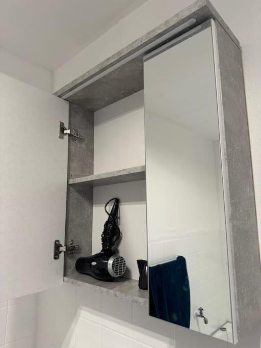 Moderne Und Moeblierte Wohnung! Lünen Kültér fotó